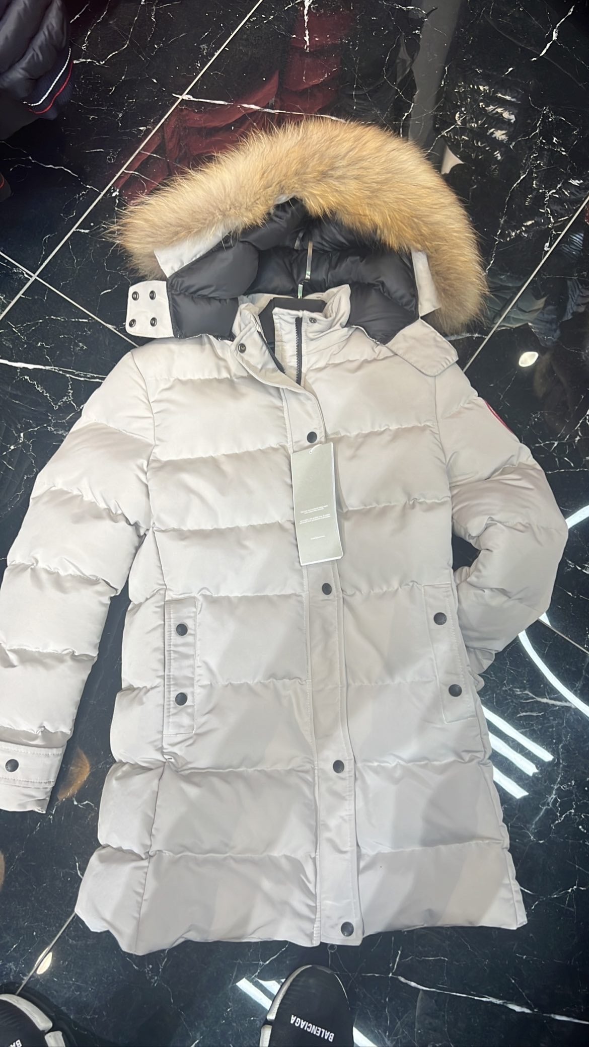 x Canada Goose Dames Langford Beige  ( MET Echt Wasbeer Bont AFRITSBAAR )