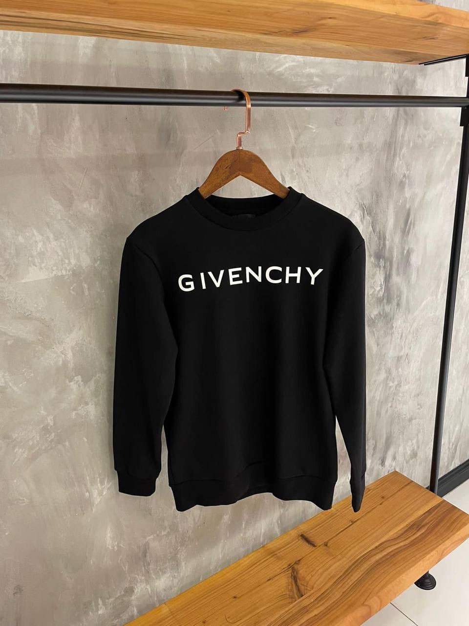 GIVENCHY SWEATER ZWART