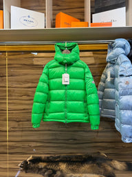 MONCLER MAYA GROEN (MET NFC)